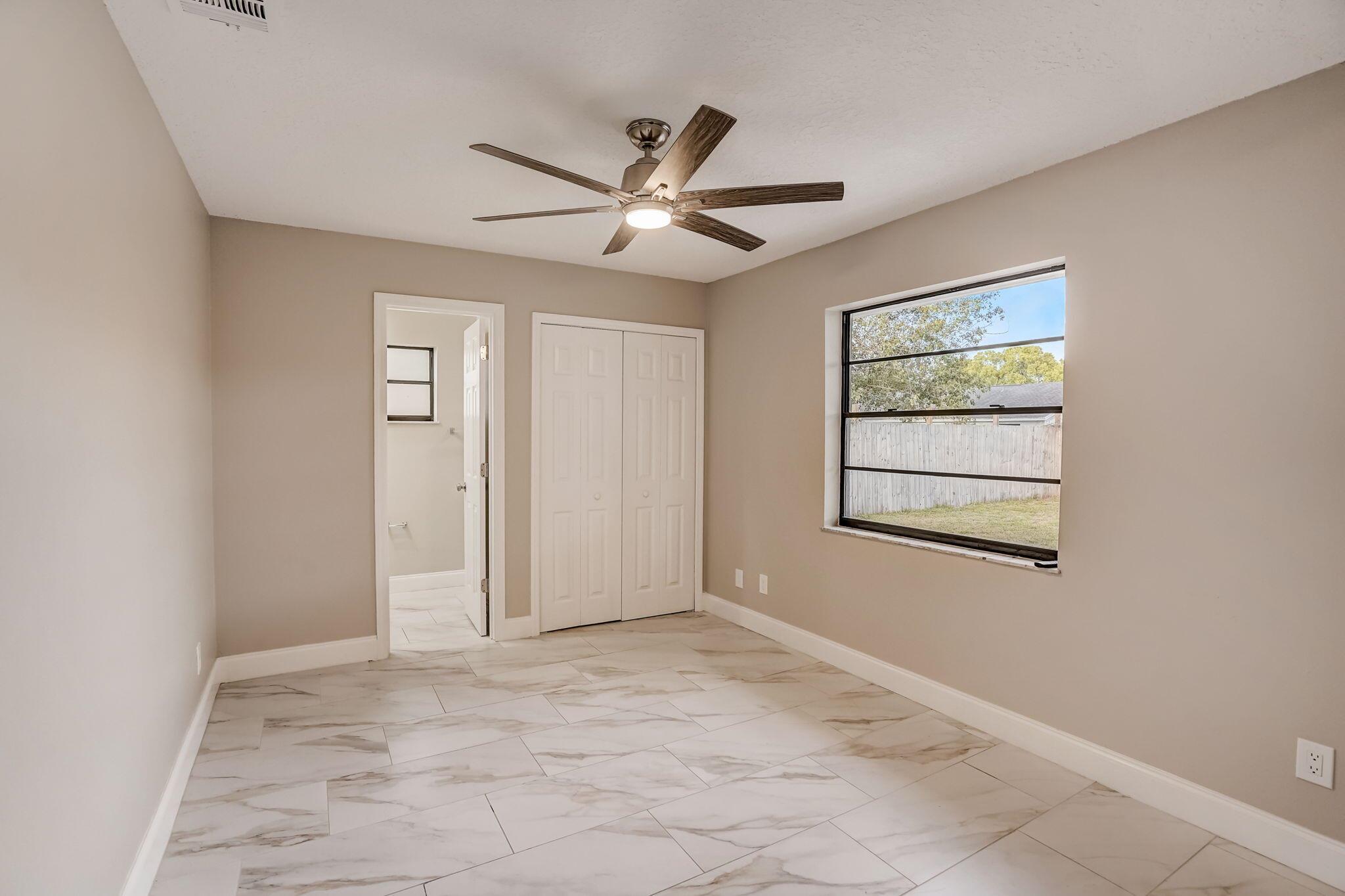 FISHERMANS COVE - Residential