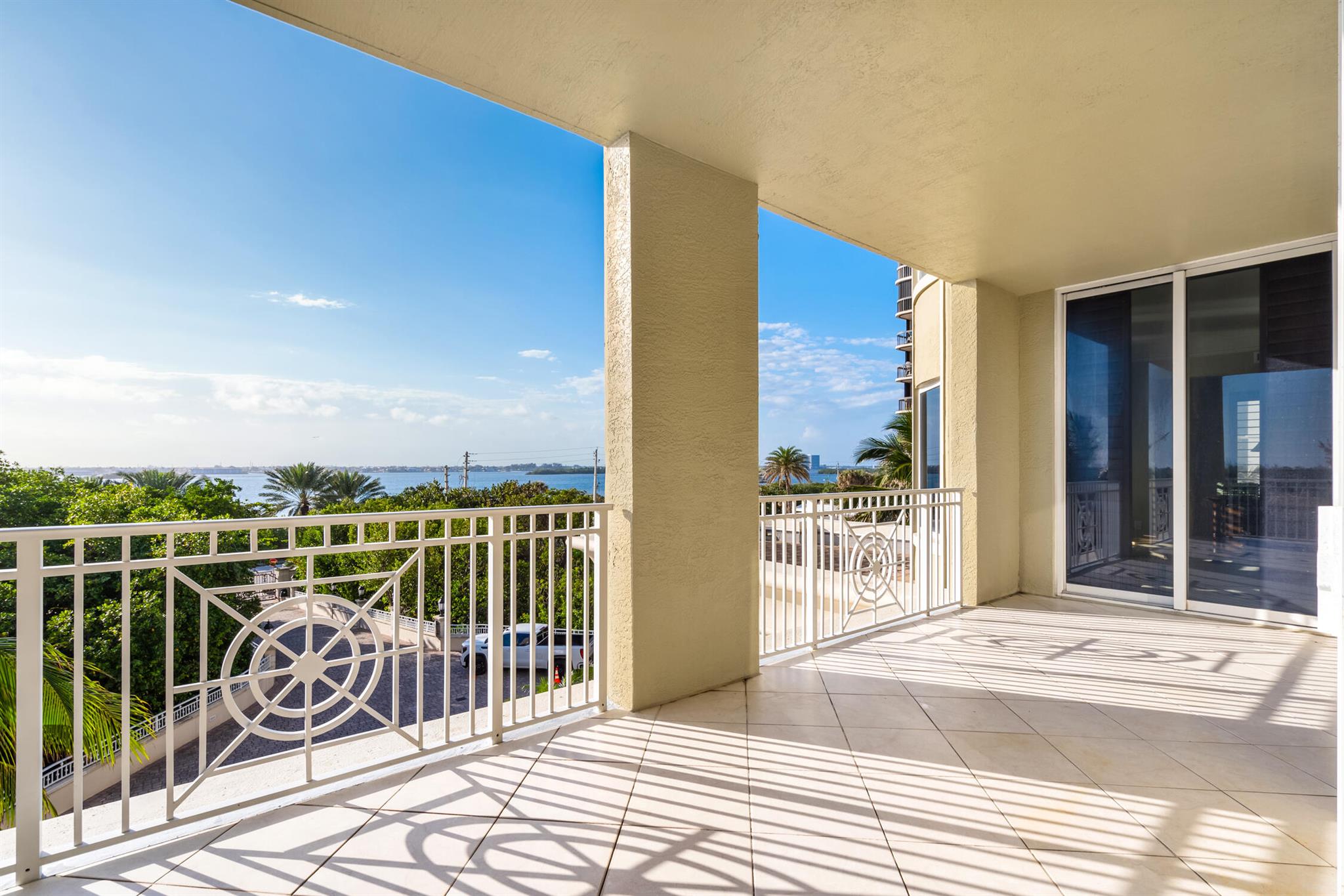 ONE SINGER ISLAND CONDO - Residential Lease