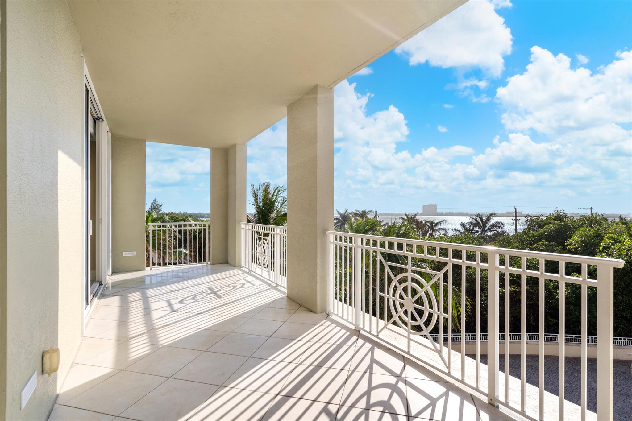 ONE SINGER ISLAND CONDO - Residential Lease