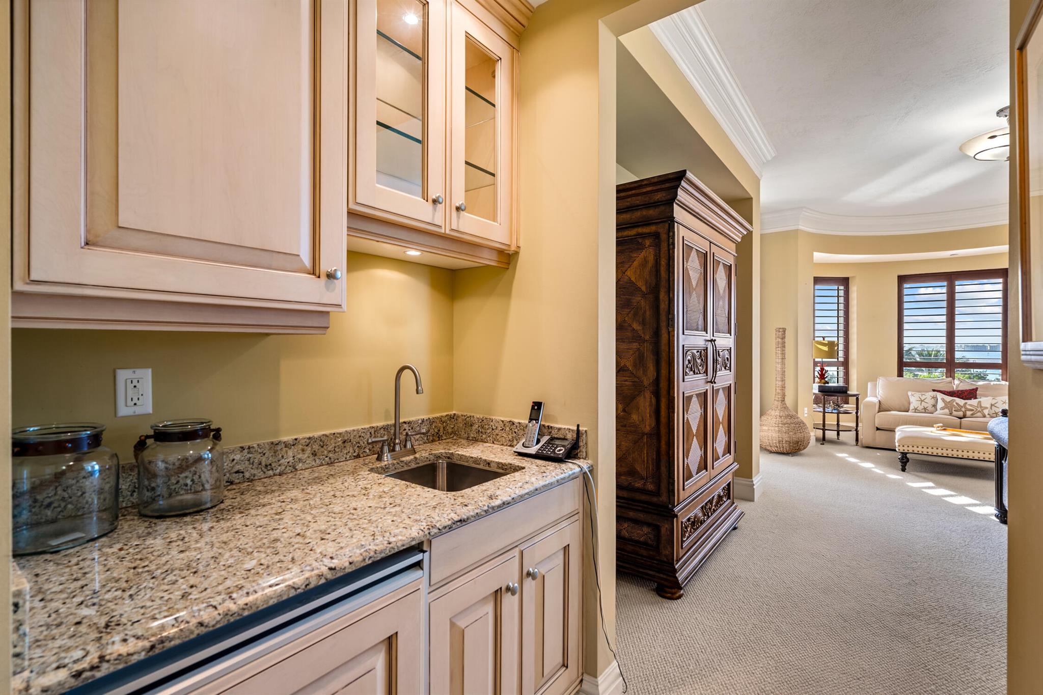 ONE SINGER ISLAND CONDO - Residential Lease