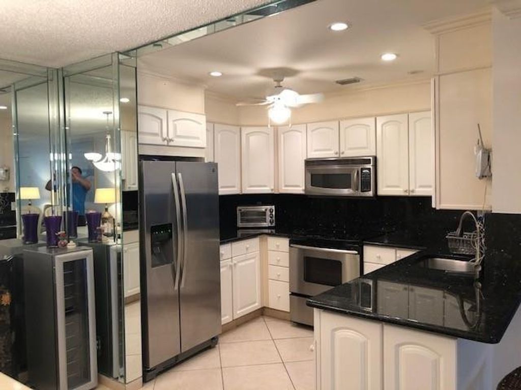 Photo of 6435 Bay Club Drive #2, Fort Lauderdale, FL 33308 (MLS # F10517179)