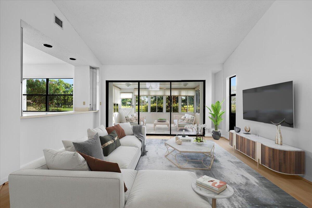 EASTPOINTE - Residential