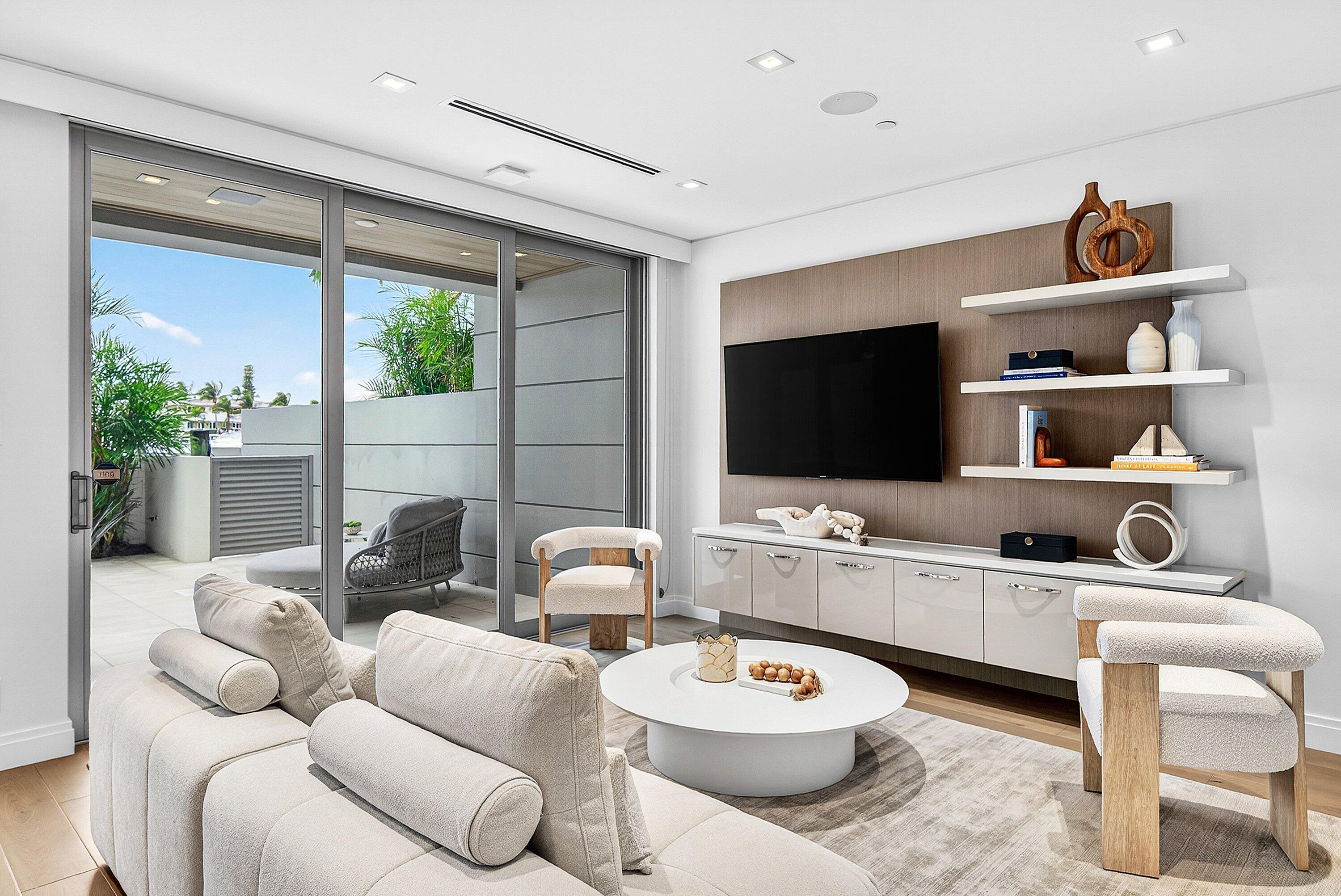 SEAGATE YACHT CLUB - Residential