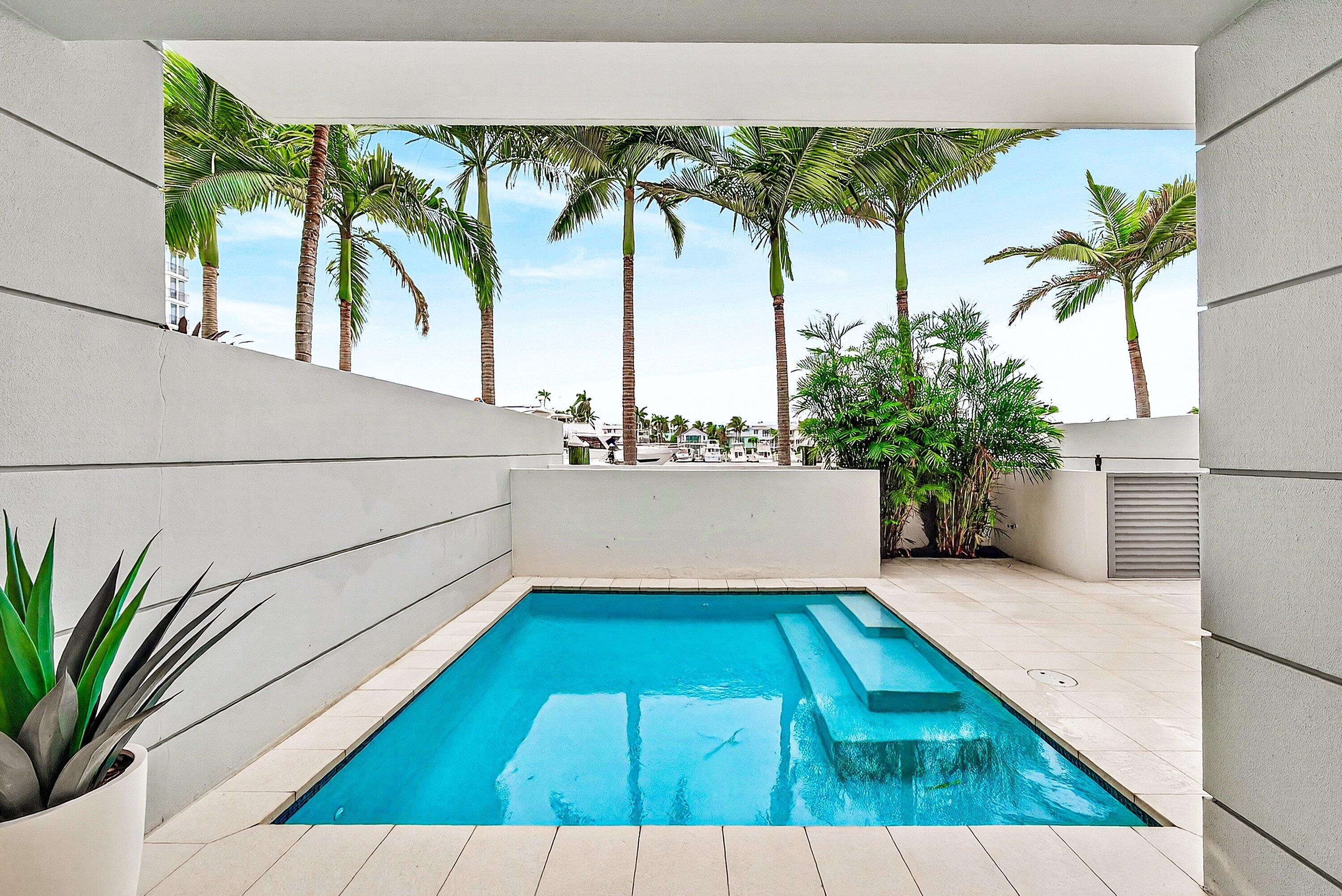 SEAGATE YACHT CLUB - Residential