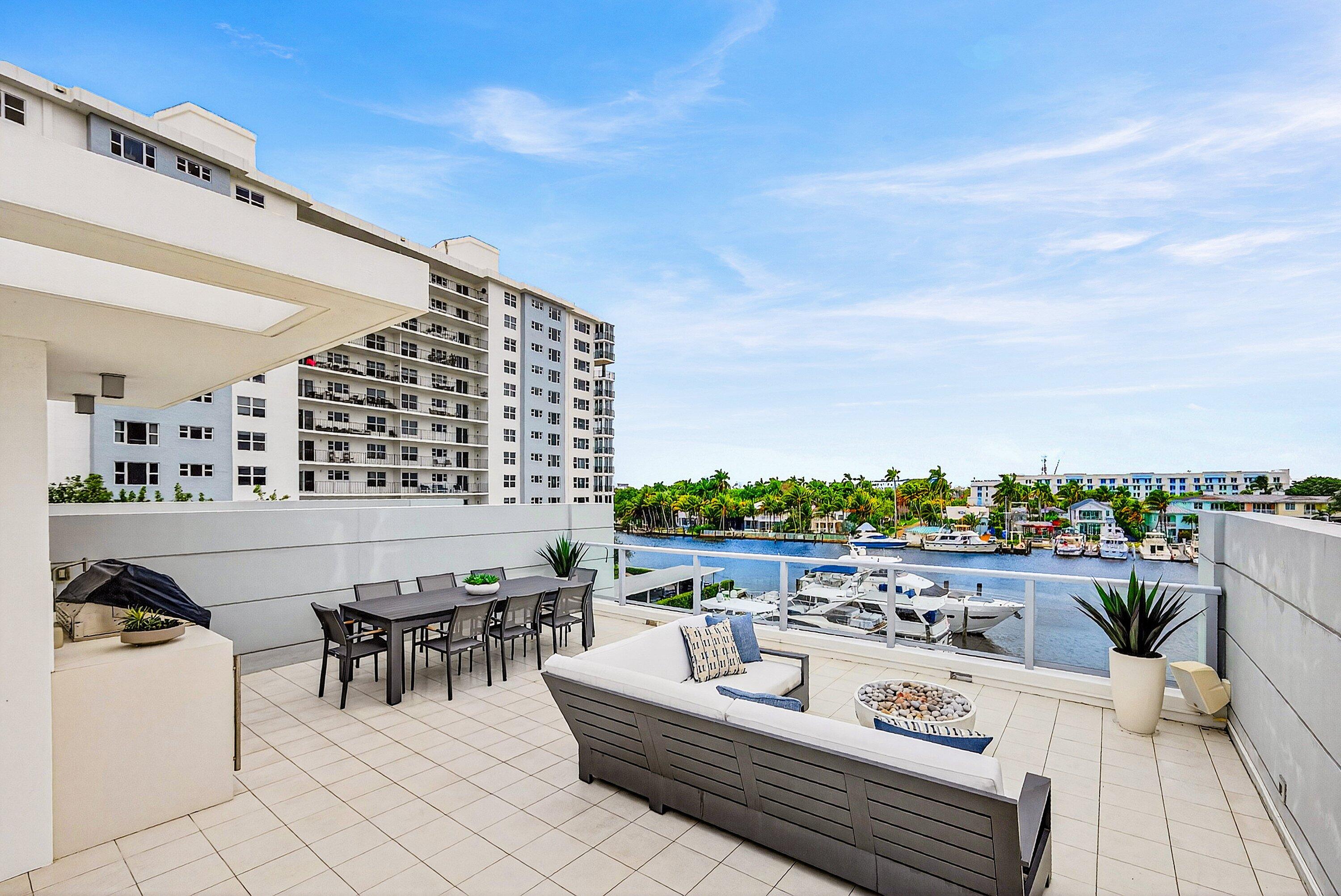 SEAGATE YACHT CLUB - Residential