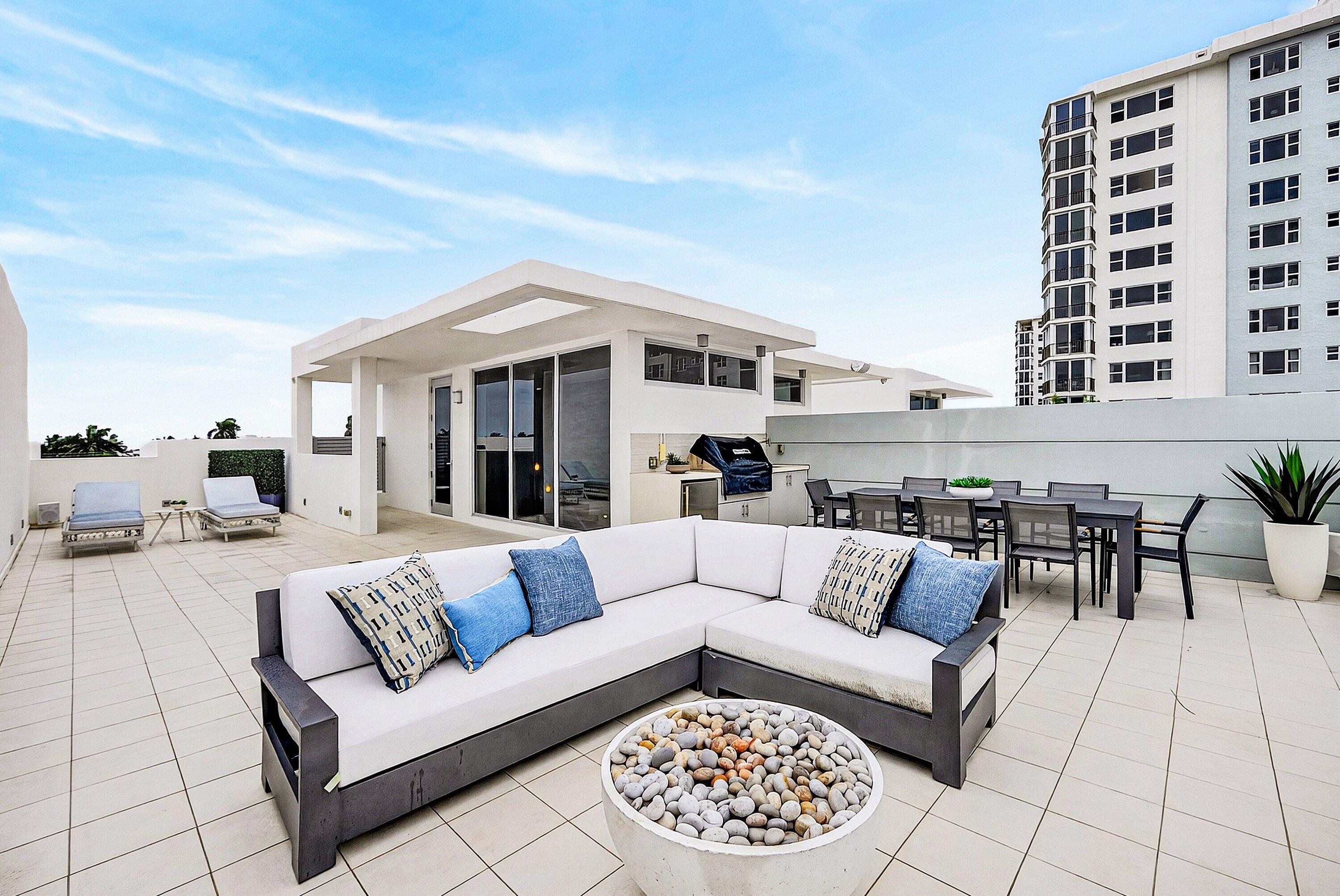 SEAGATE YACHT CLUB - Residential