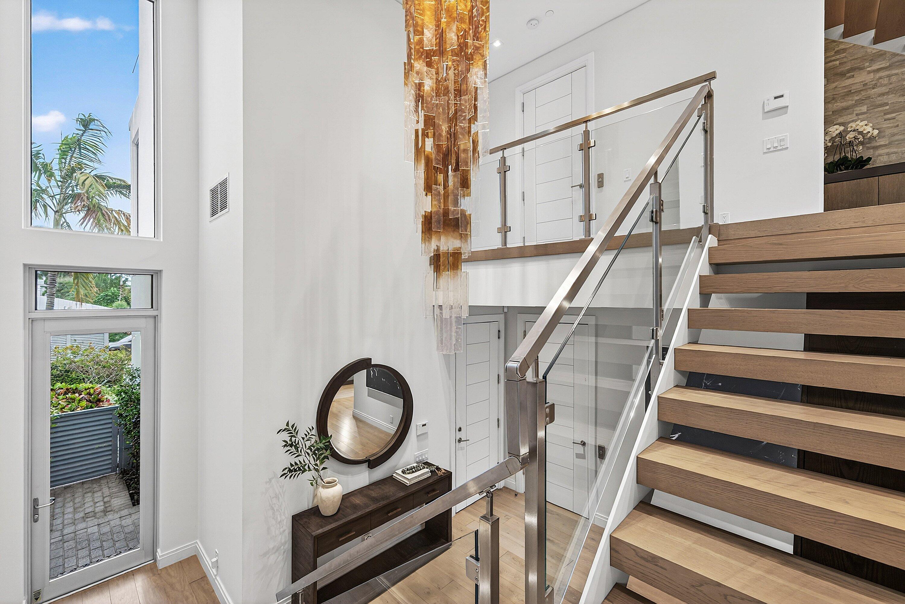 SEAGATE YACHT CLUB - Residential