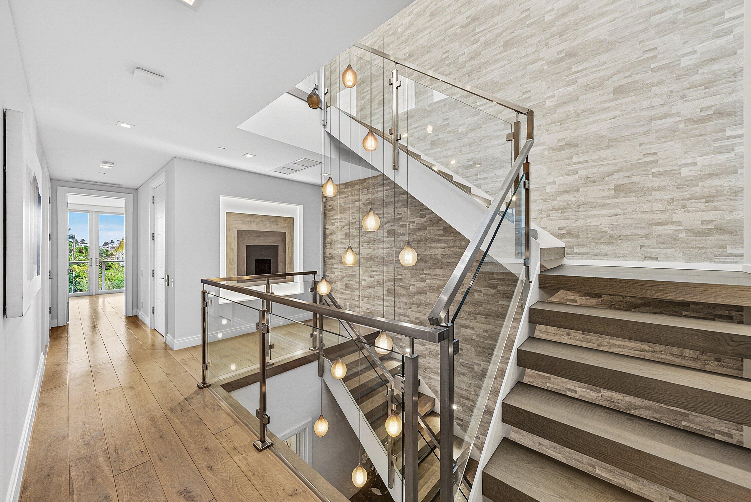 SEAGATE YACHT CLUB - Residential