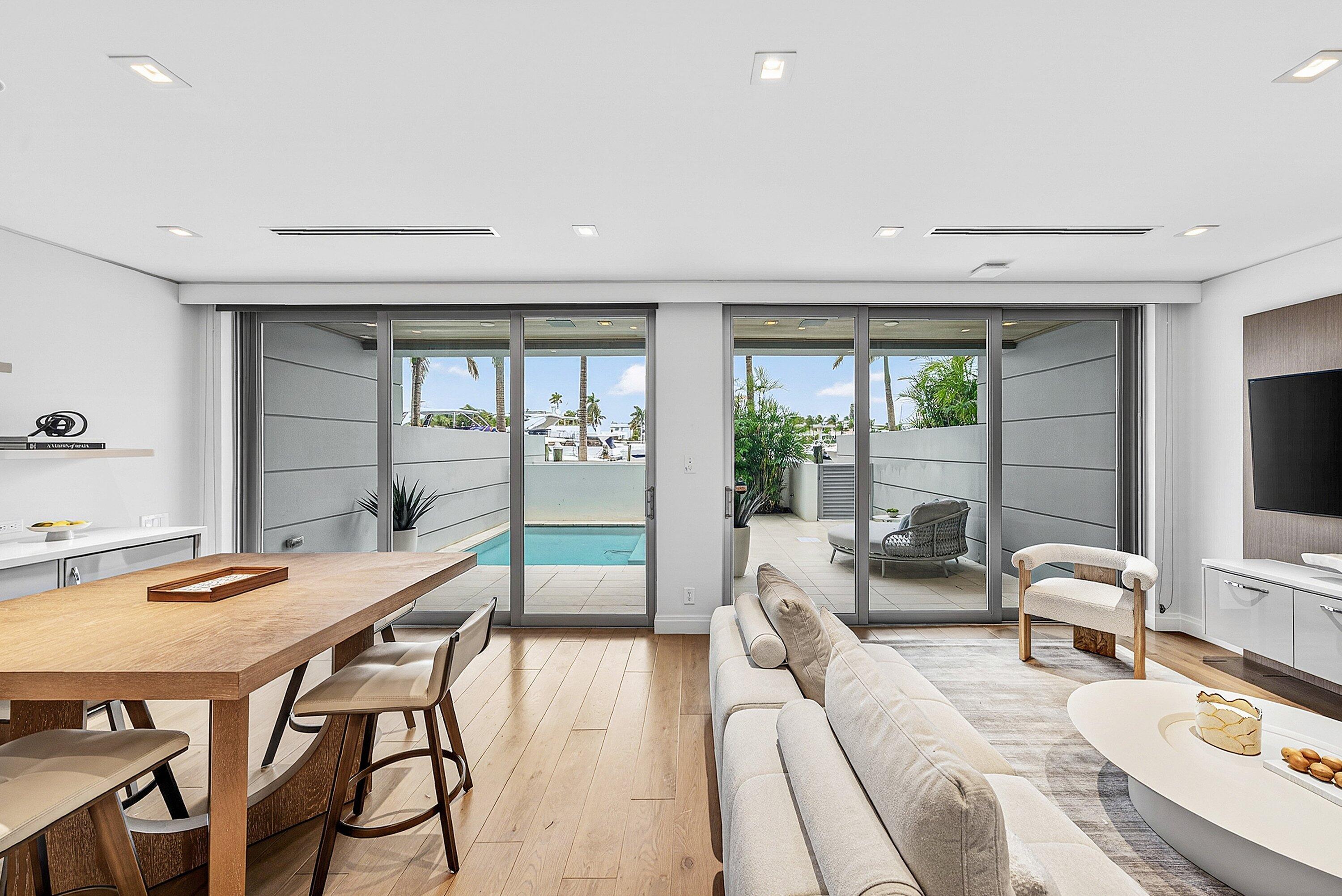 SEAGATE YACHT CLUB - Residential