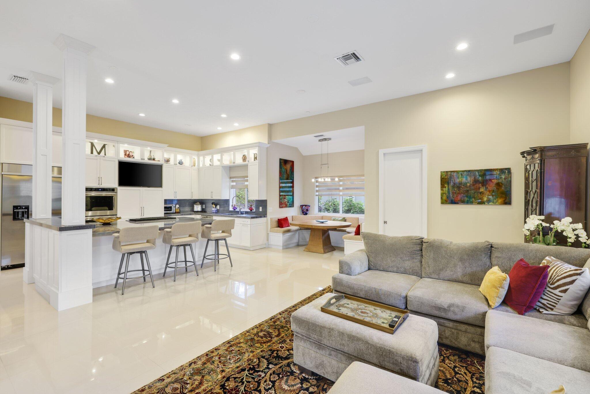 BOCA GROVE - Residential