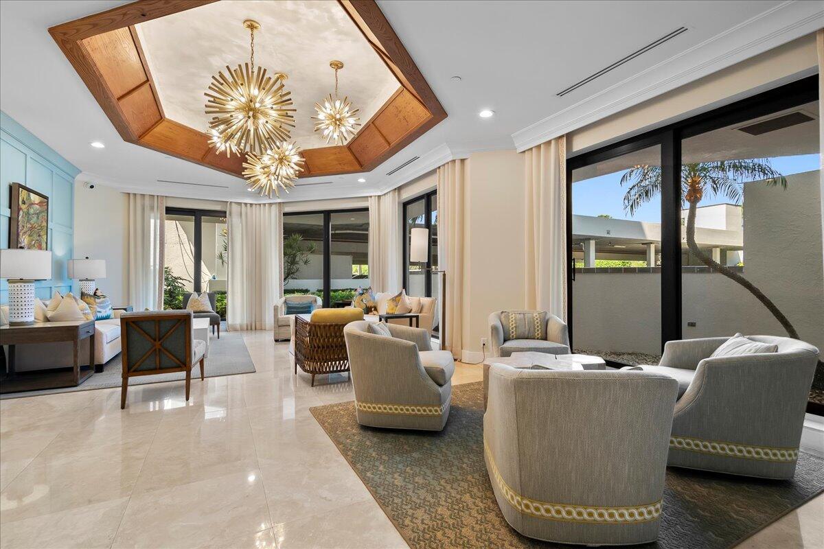 SOUTHPORTE ONE AT JONATHANS LANDING CONDO - Residential