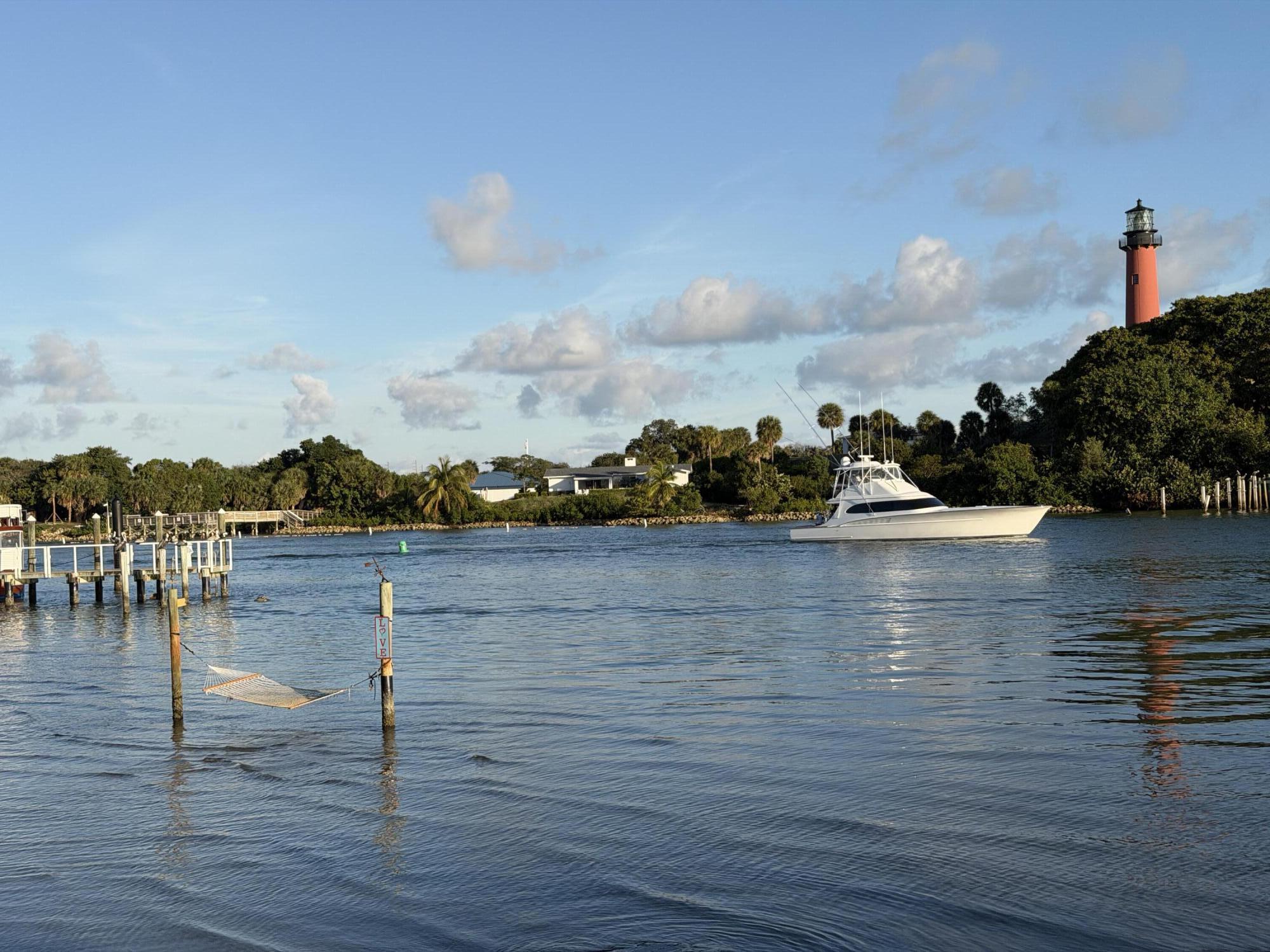 SOUTHPORTE ONE AT JONATHANS LANDING CONDO - Residential