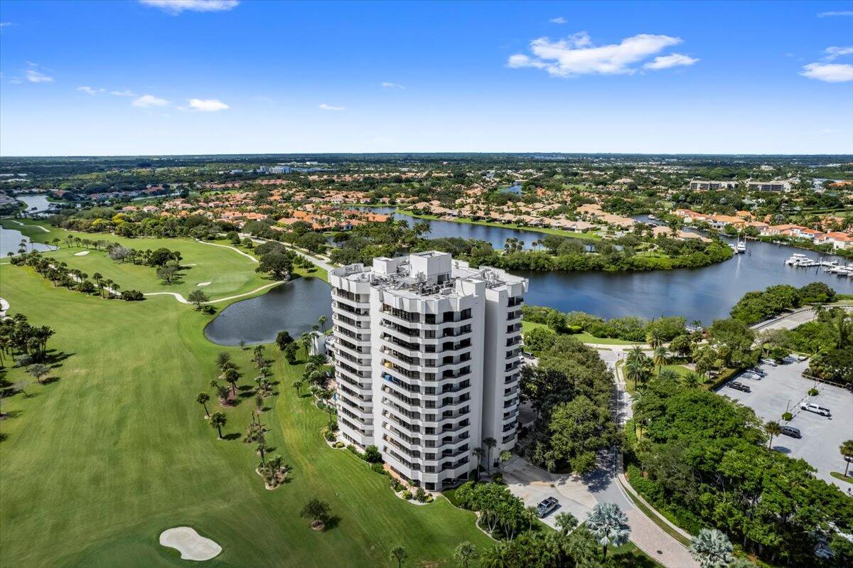 SOUTHPORTE ONE AT JONATHANS LANDING CONDO - Residential