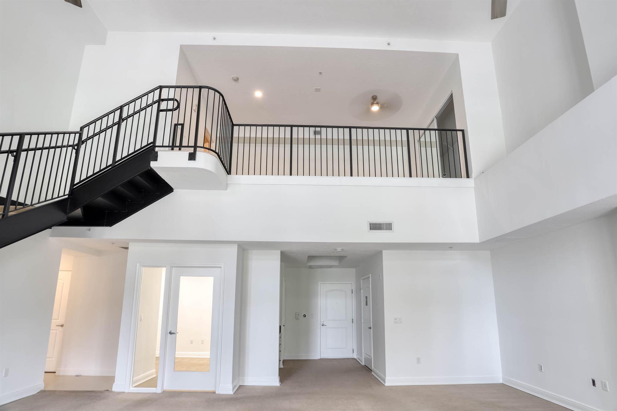 701 S Olive Avenue 116