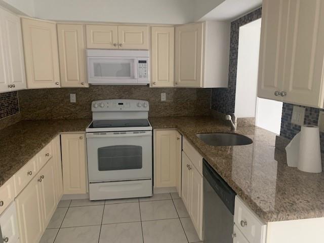 The Colonial Condominium - Residential