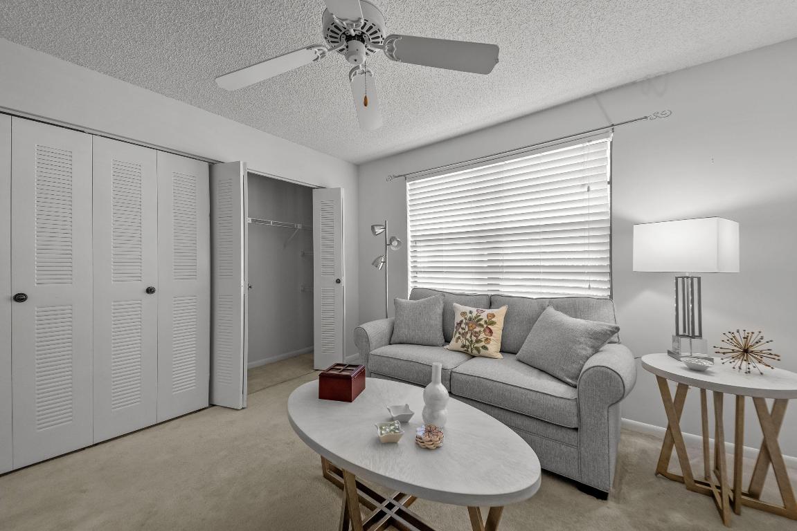 HIGH POINT OF DELRAY WEST CONDO SEC 3 - Residential