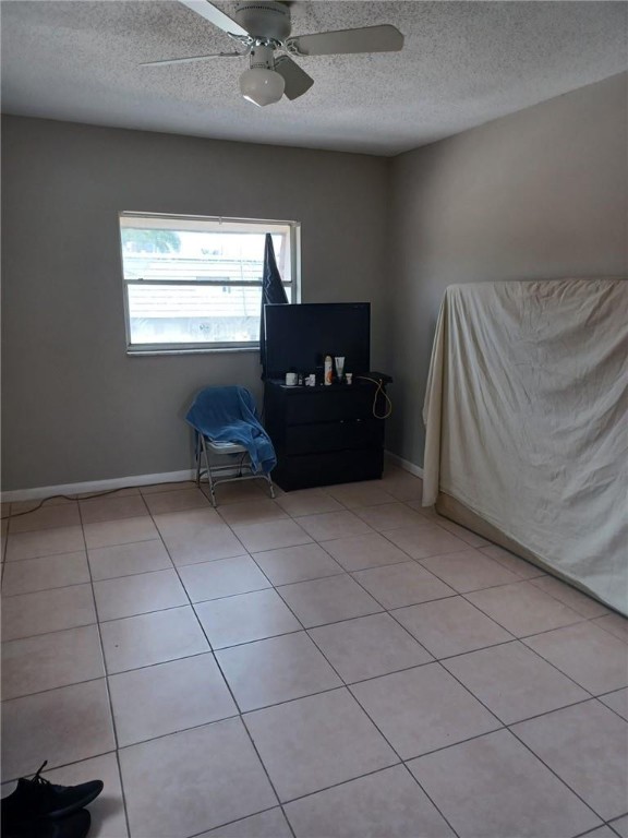 ROYAL OAKS TOWNHOUSE - Residential