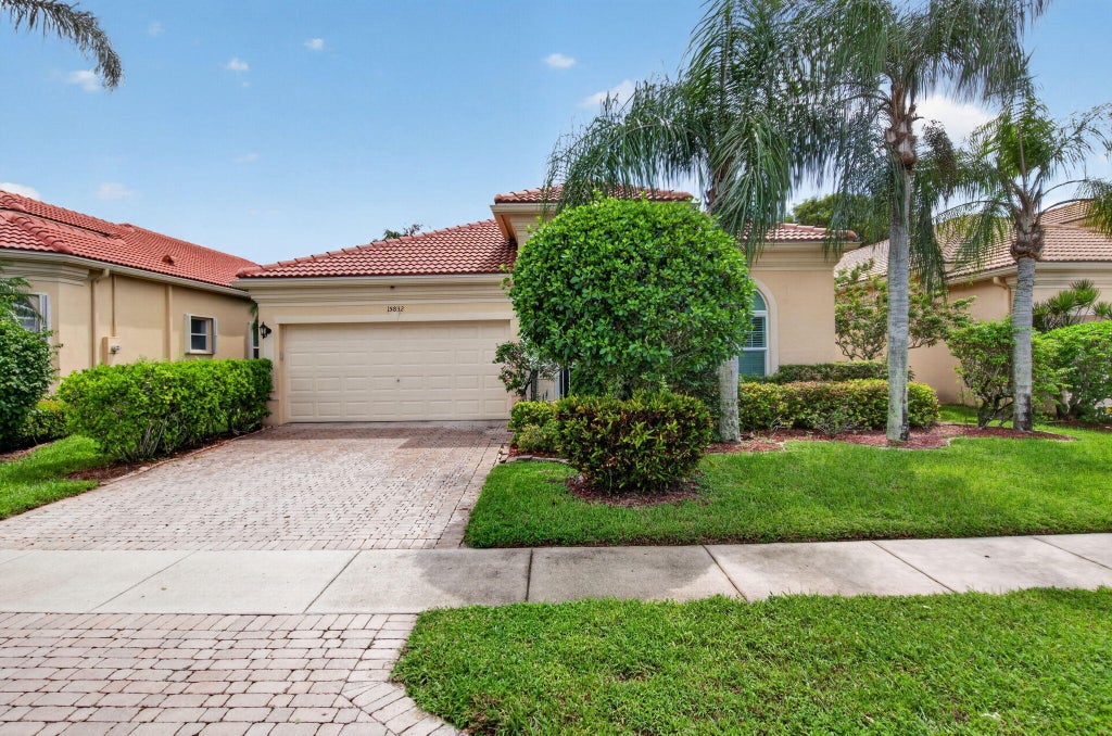 Photo of 15832 Vivanco Street, Delray Beach, FL 33446 (MLS # B26074145)