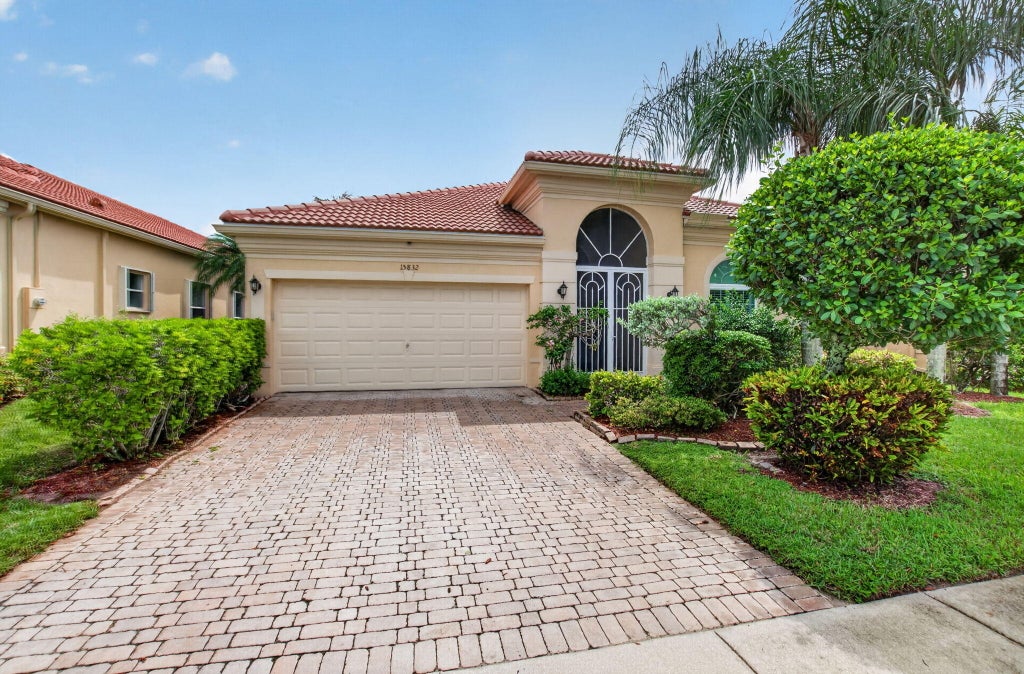 Photo of 15832 Vivanco Street, Delray Beach, FL 33446 (MLS # B26074145)