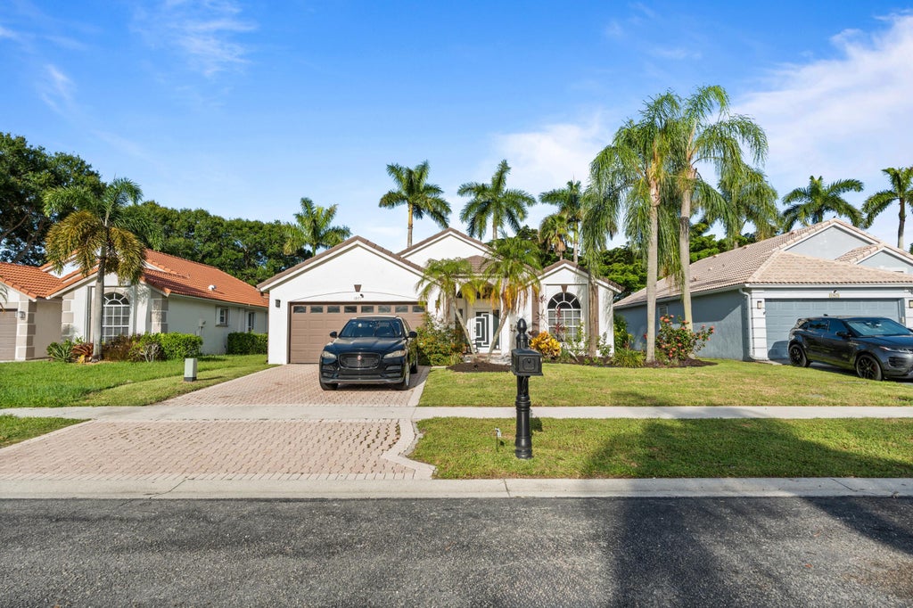 Photo of 1971 OAK BERRY Circle, Wellington, FL 33414 (MLS # B26082477)