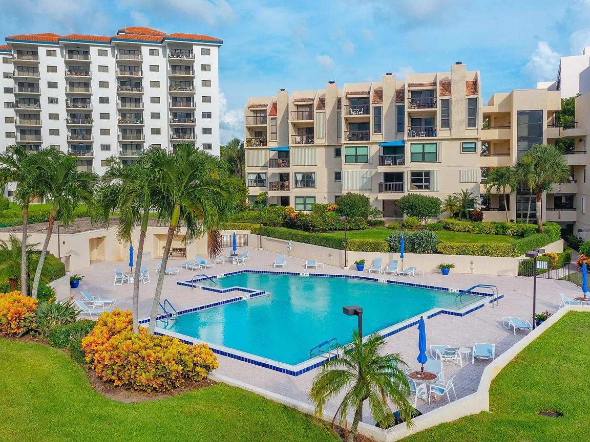 Everglades North Palm Bea - Residential Lease