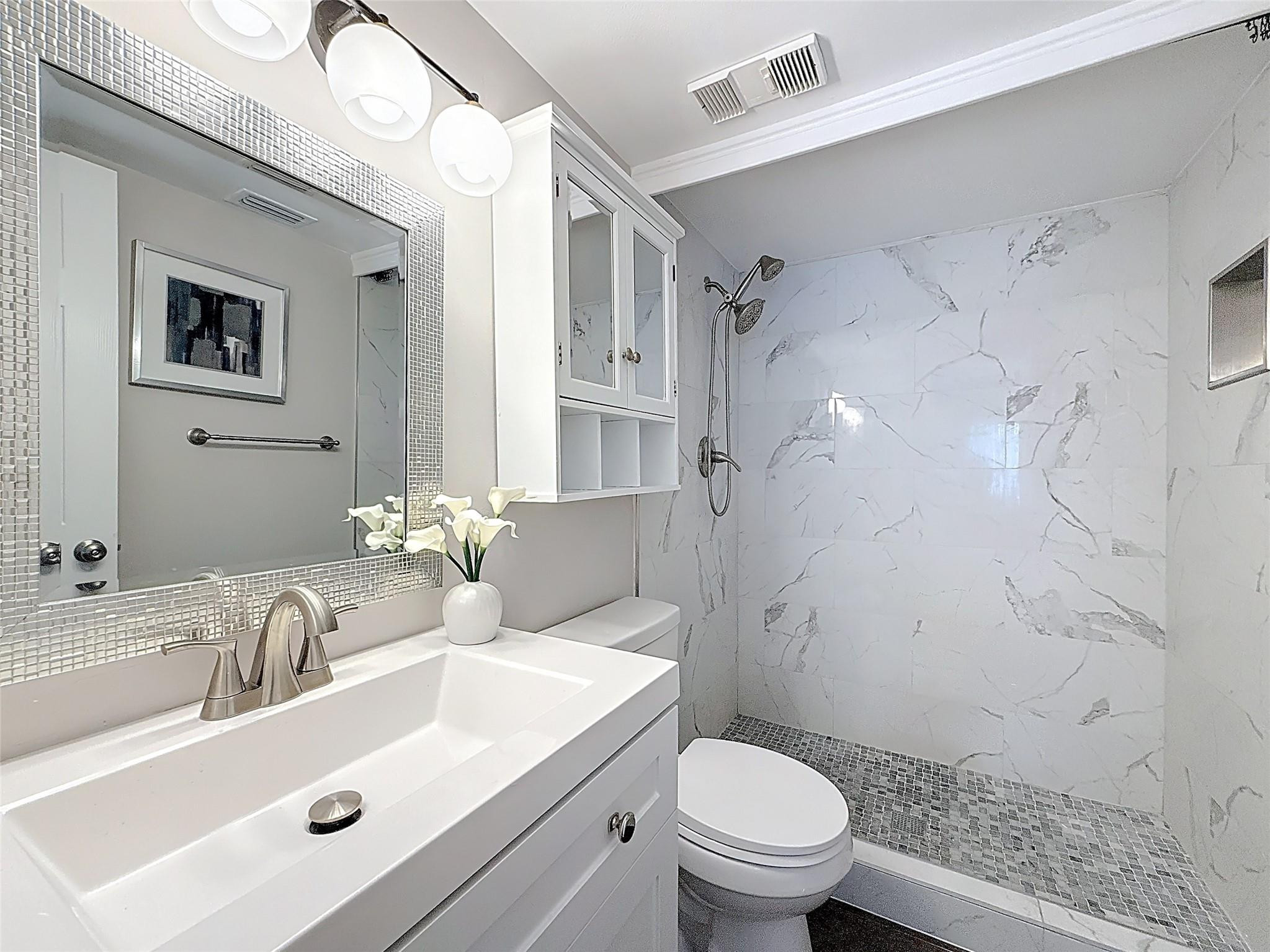 CENTURA PARC - Residential