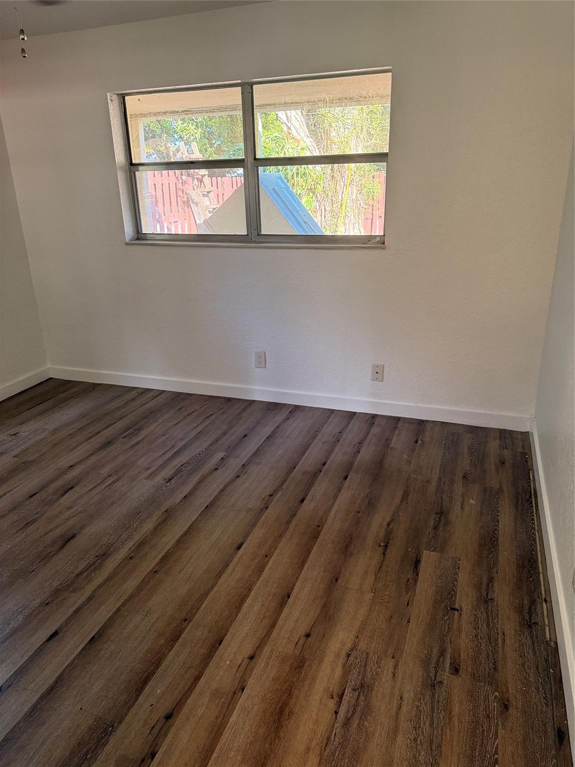 No1 Palm-Aire Village Con - Residential Lease