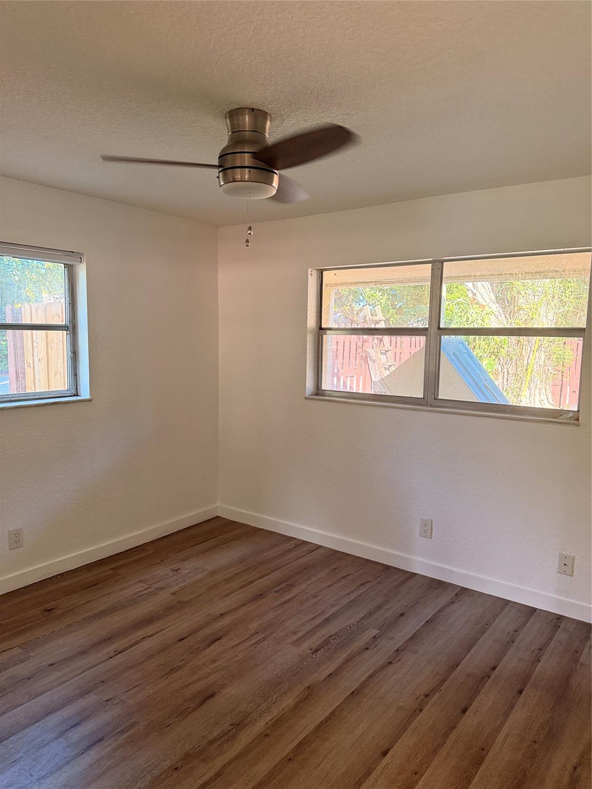 No1 Palm-Aire Village Con - Residential Lease