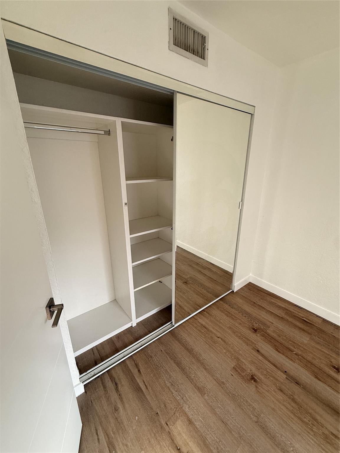 No1 Palm-Aire Village Con - Residential Lease