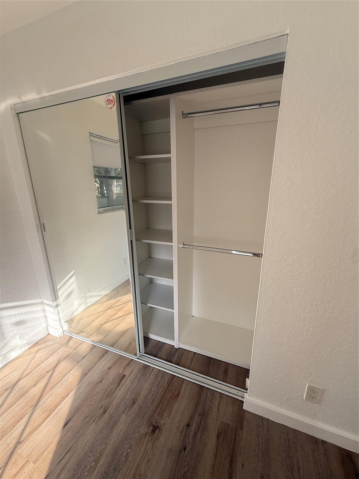 No1 Palm-Aire Village Con - Residential Lease