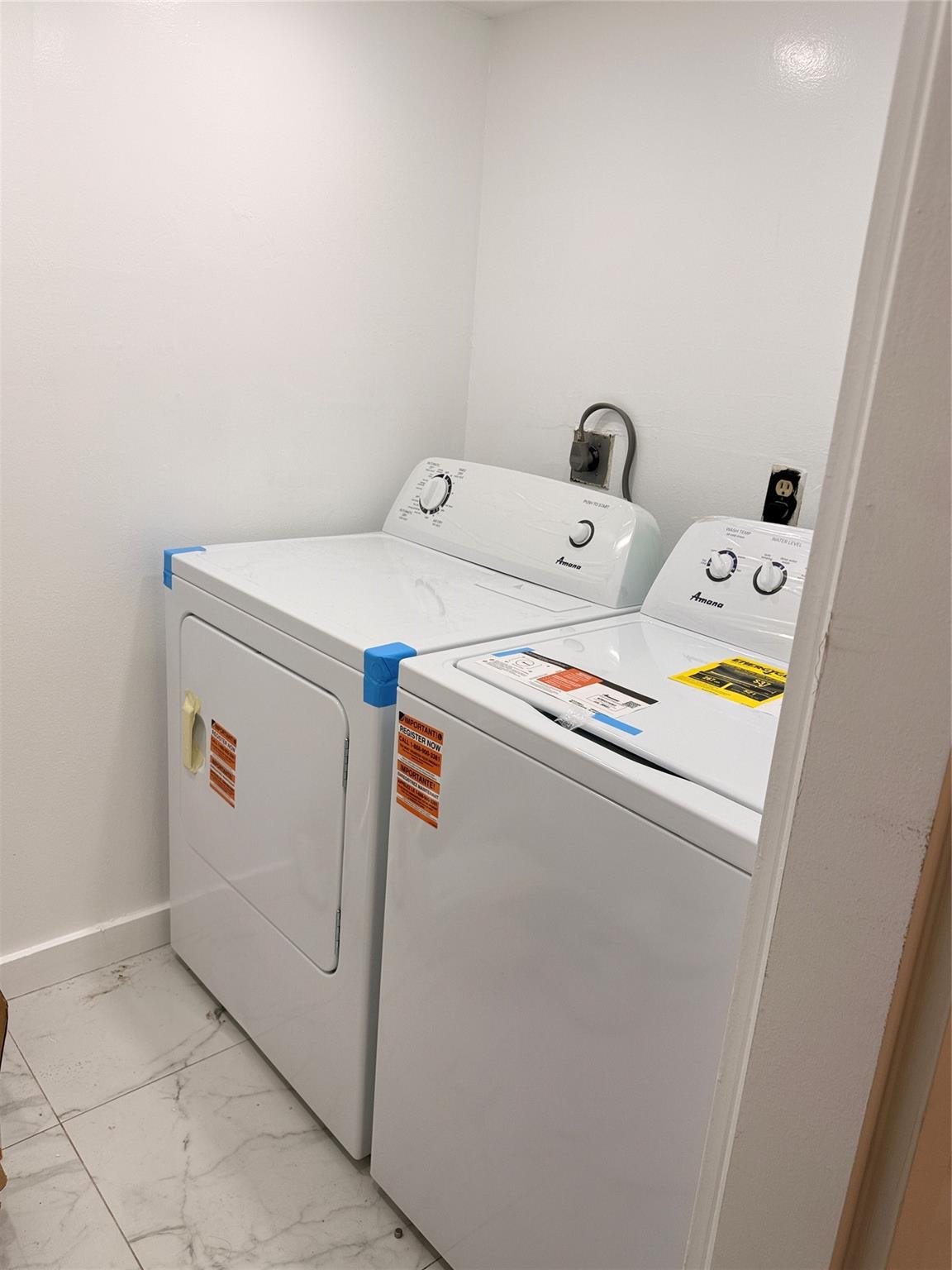 No1 Palm-Aire Village Con - Residential Lease