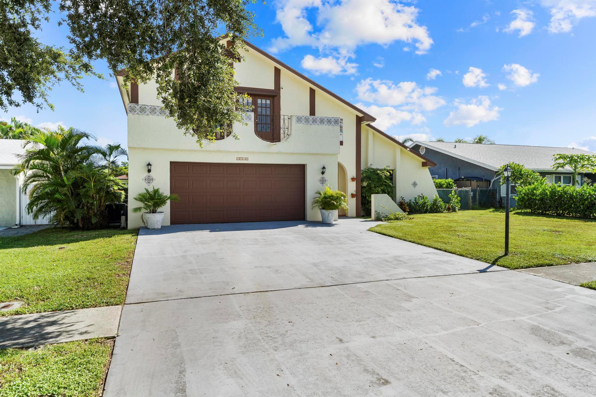 2282 Palmetto Road