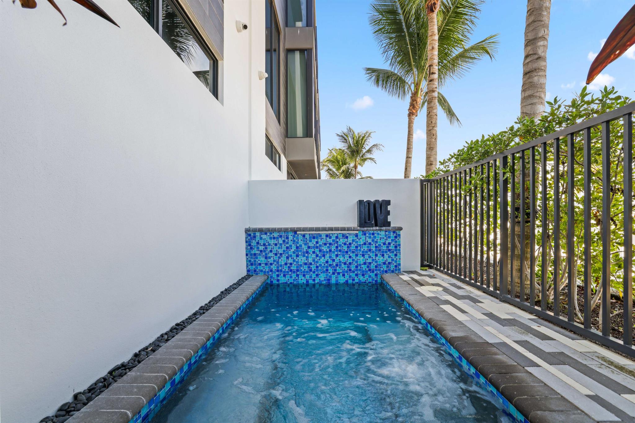 GULF STREAM VIEWS CONDO B - Residential