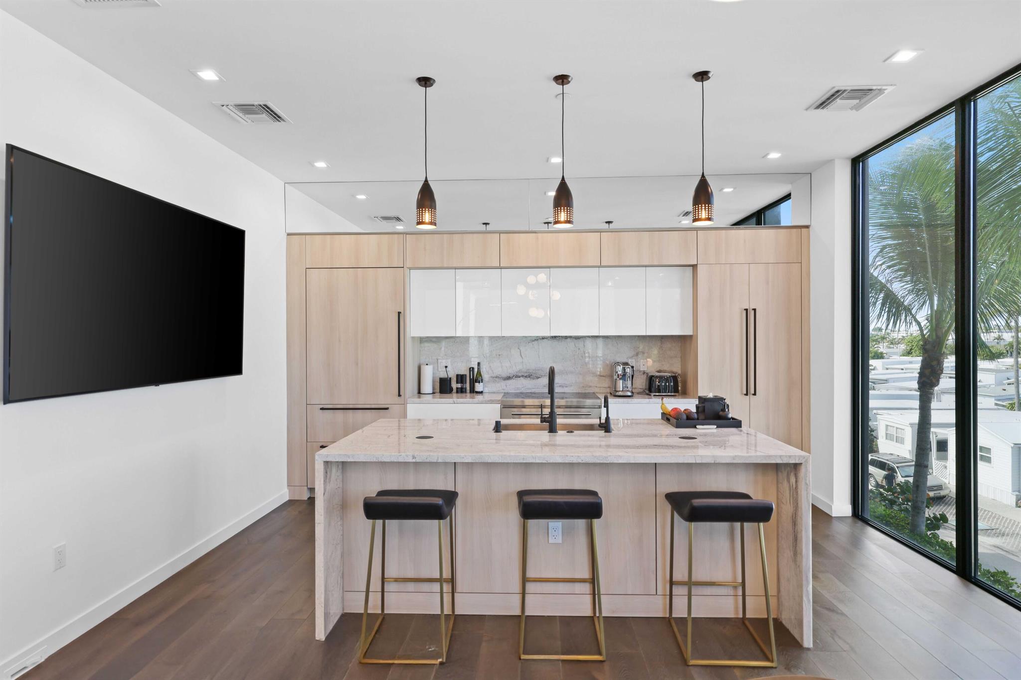 GULF STREAM VIEWS CONDO B - Residential