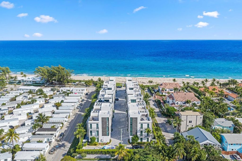 Photo of 11501 Old Ocean Boulevard, Ocean Ridge, FL 33435 (MLS # R11146255)