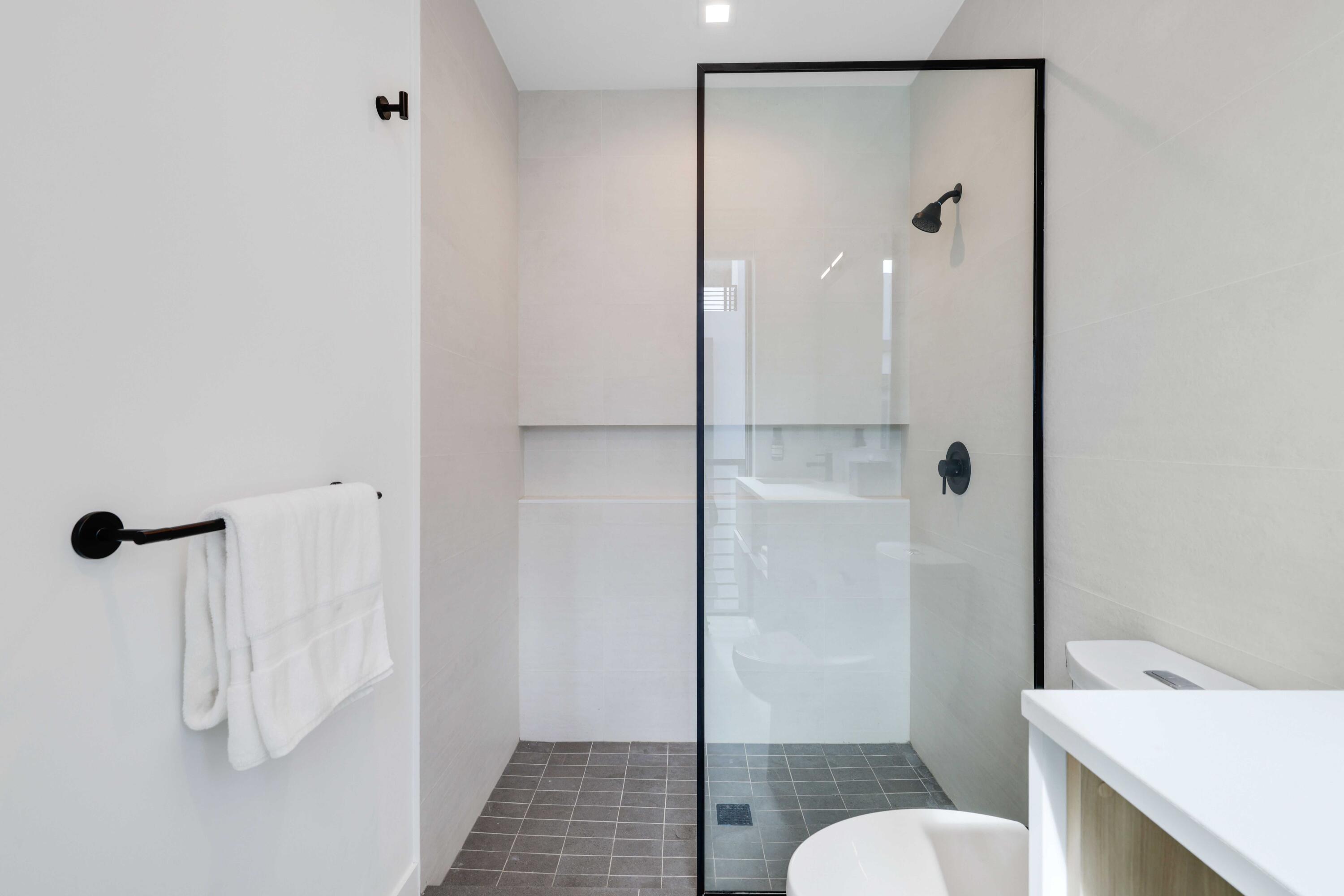 GULF STREAM VIEWS CONDO BLDG 4 - Residential