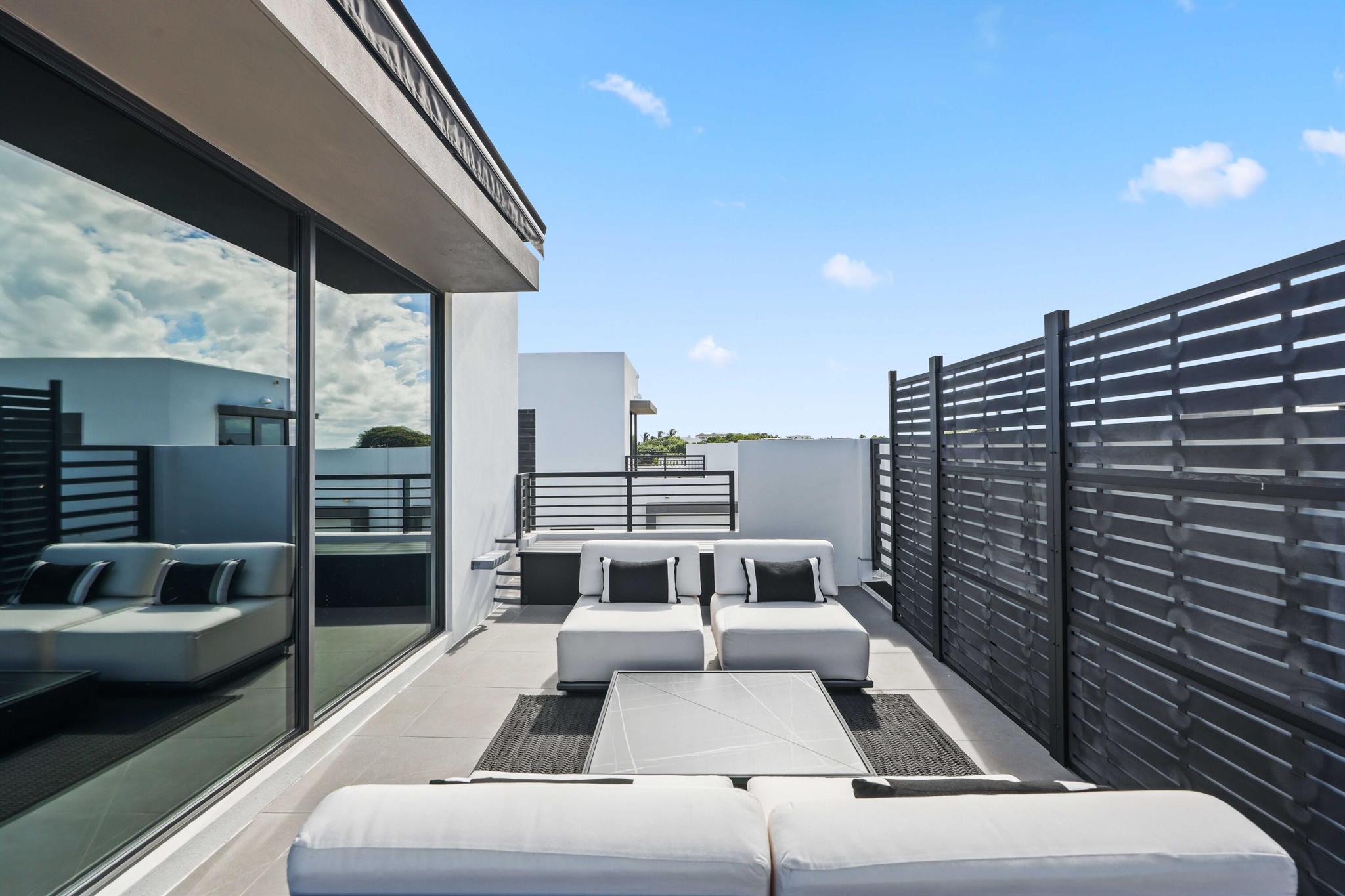 GULF STREAM VIEWS CONDO B - Residential