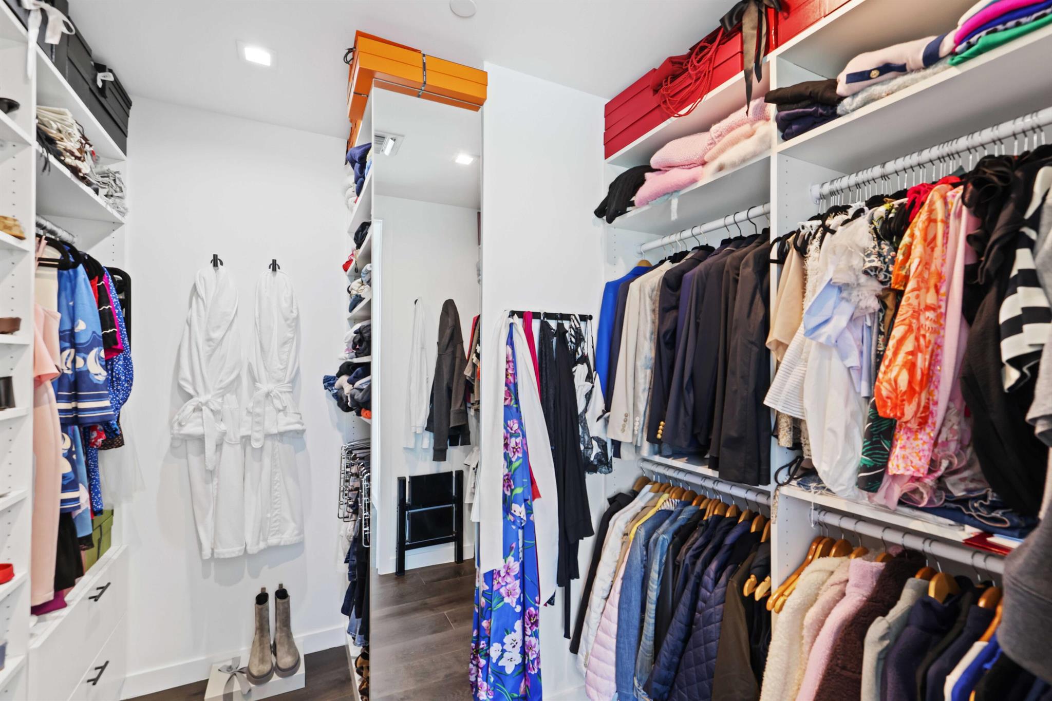 GULF STREAM VIEWS CONDO B - Residential