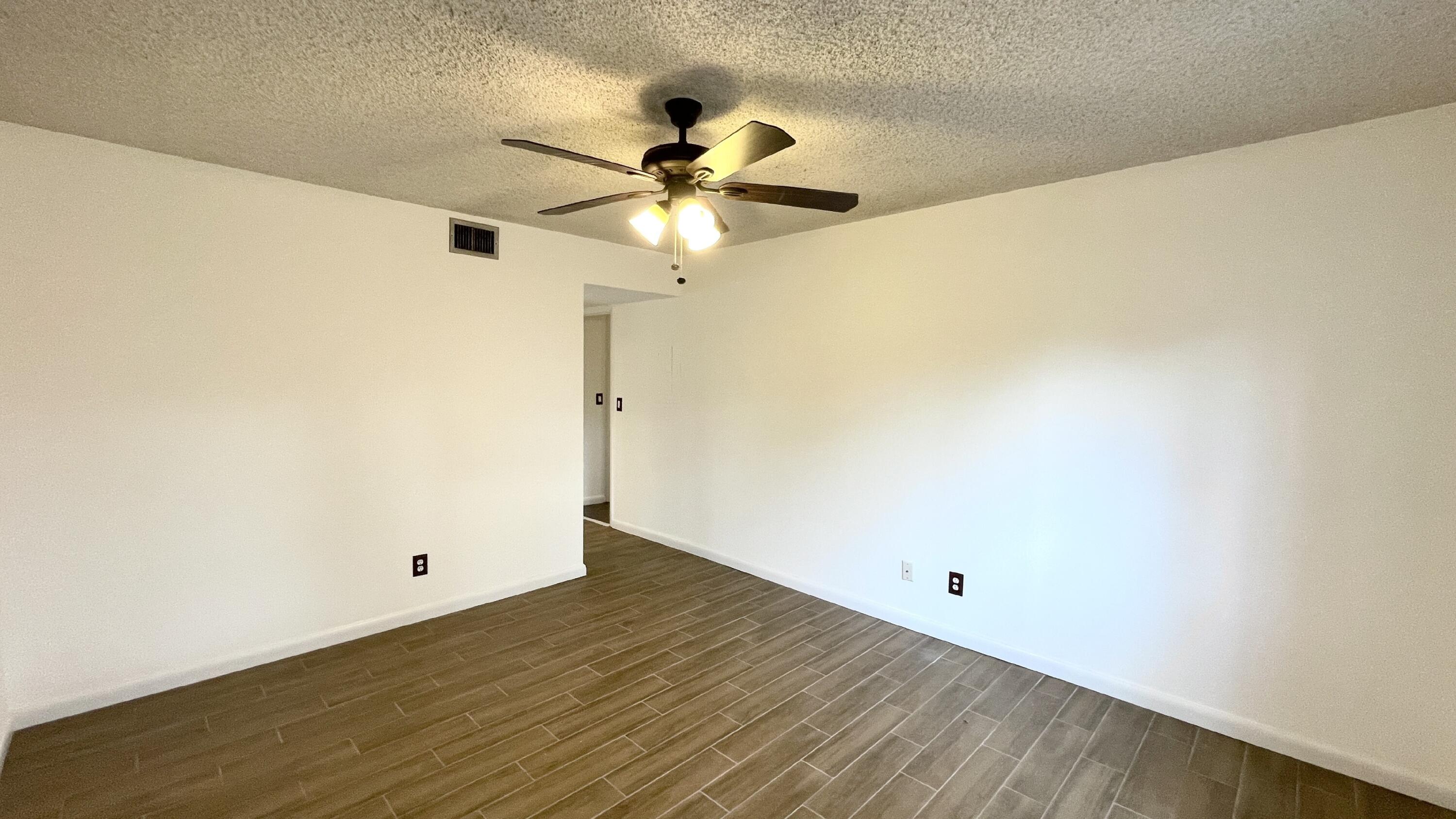 MNR FOREST CONDO I - Residential Lease