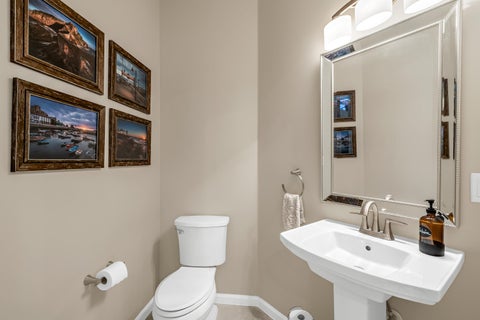 Tiny photo for 326 NW 120th Drive, Coral Springs, FL 33071 (MLS # B26027355)
