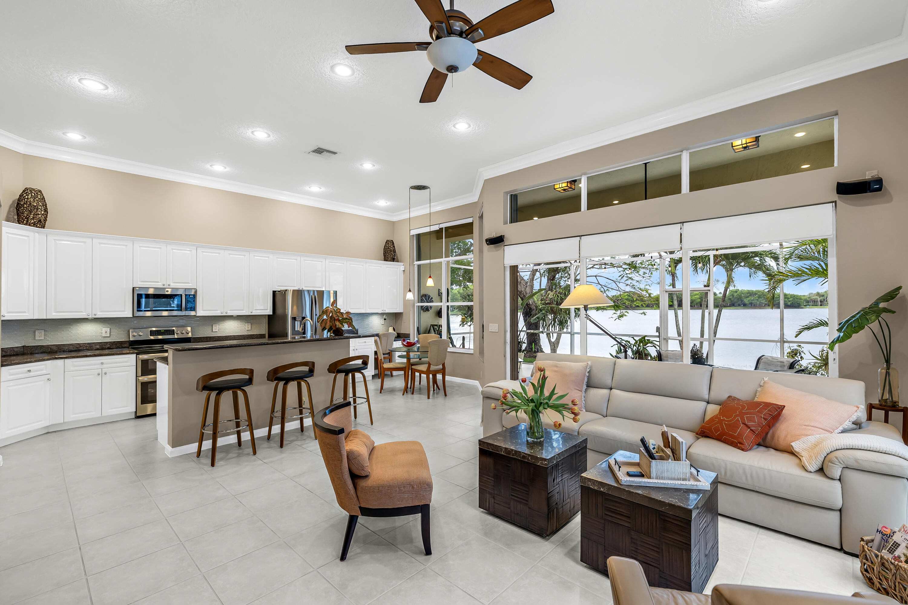 MARINERS COVE OF EAGLE LAKE - Residential