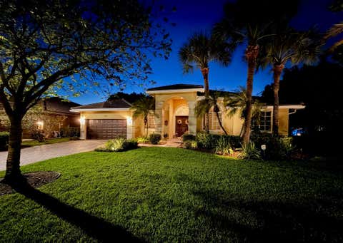 Photo of 326 NW 120th Drive, Coral Springs, FL 33071 (MLS # B26027355)