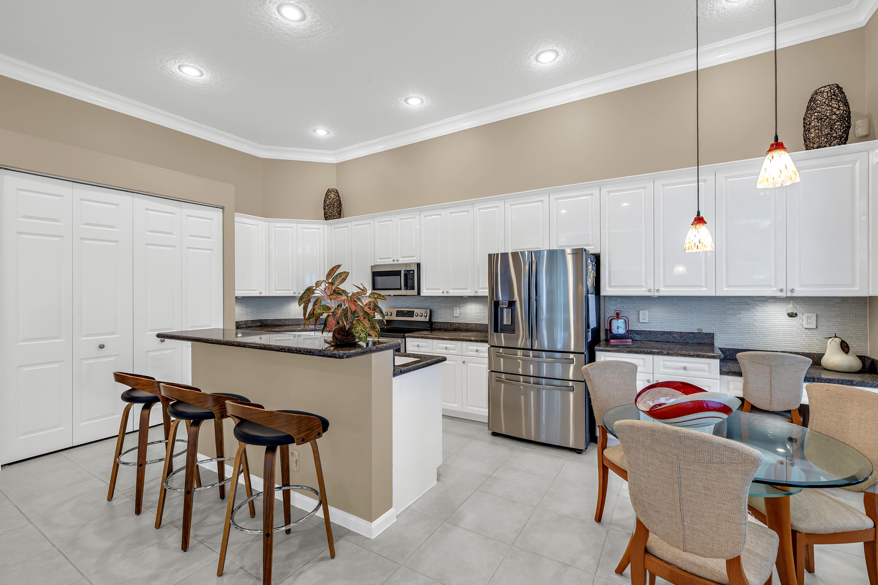 MARINERS COVE OF EAGLE LAKE - Residential