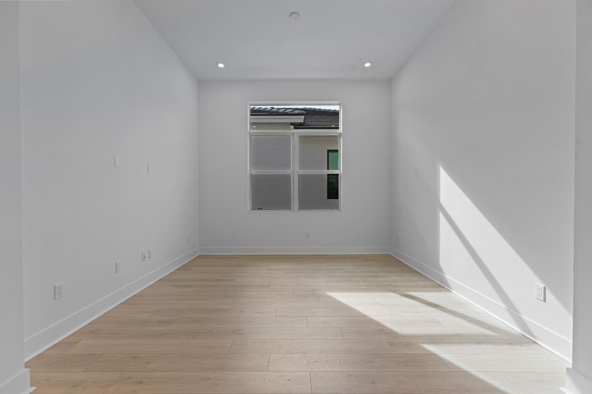 Cove Royale - Residential