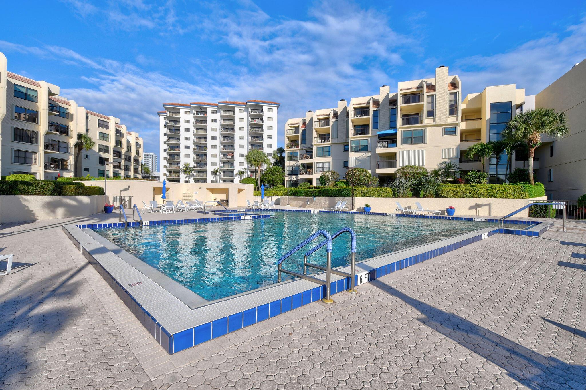 EVERGLADES OF NORTH PALM - Residential Lease