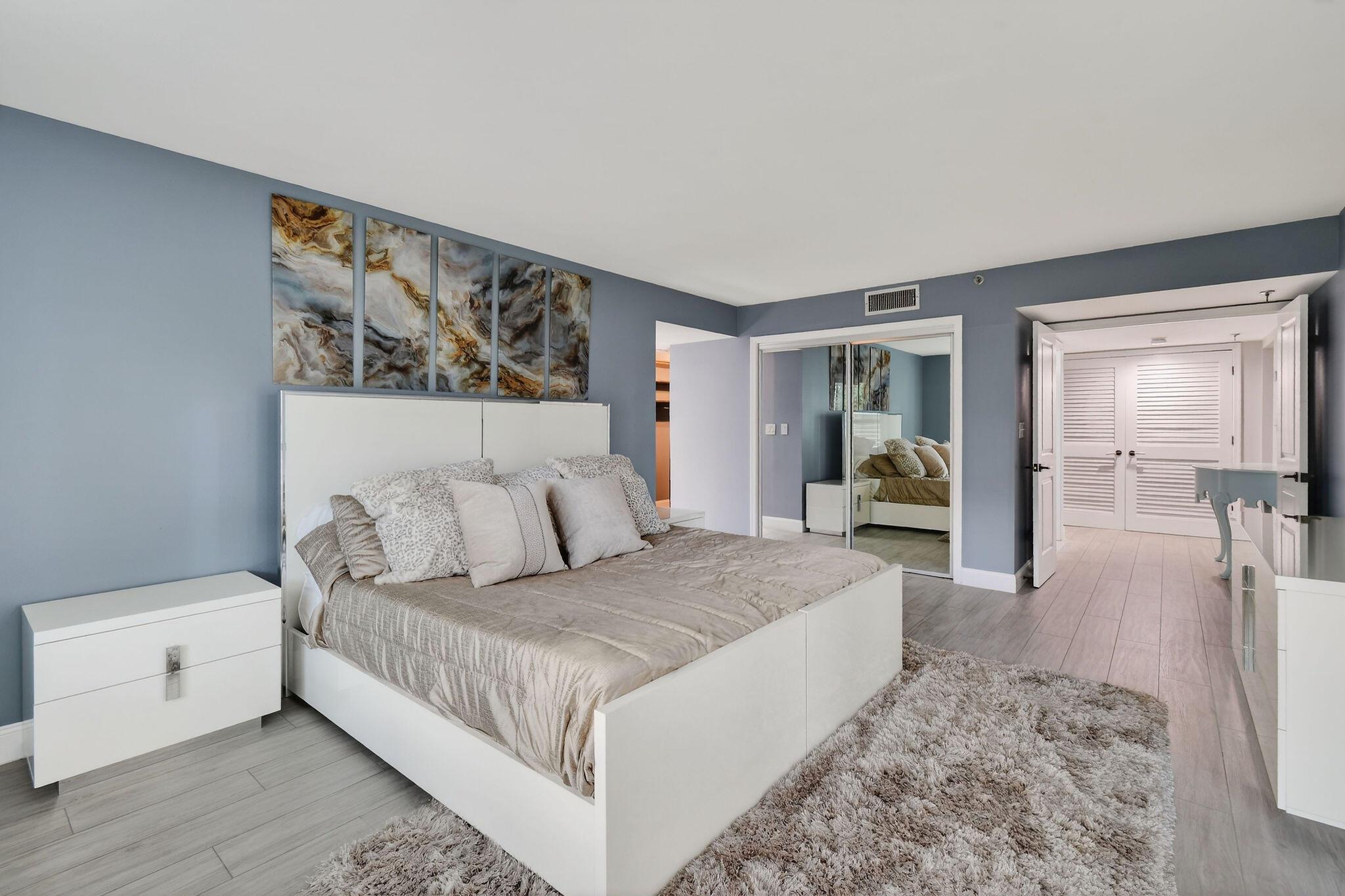 EVERGLADES OF NORTH PALM - Residential Lease