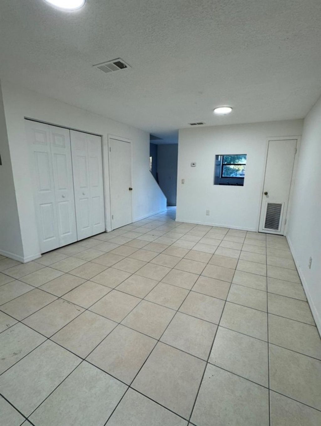 Photo of 910 Wagner Place #3, Fort Pierce, FL 34982 (MLS # F10546408)