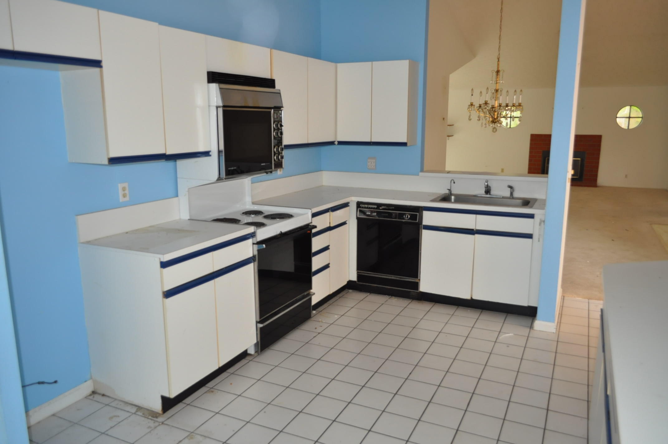 MERIDIANA AT BOCA POINTE II - Residential