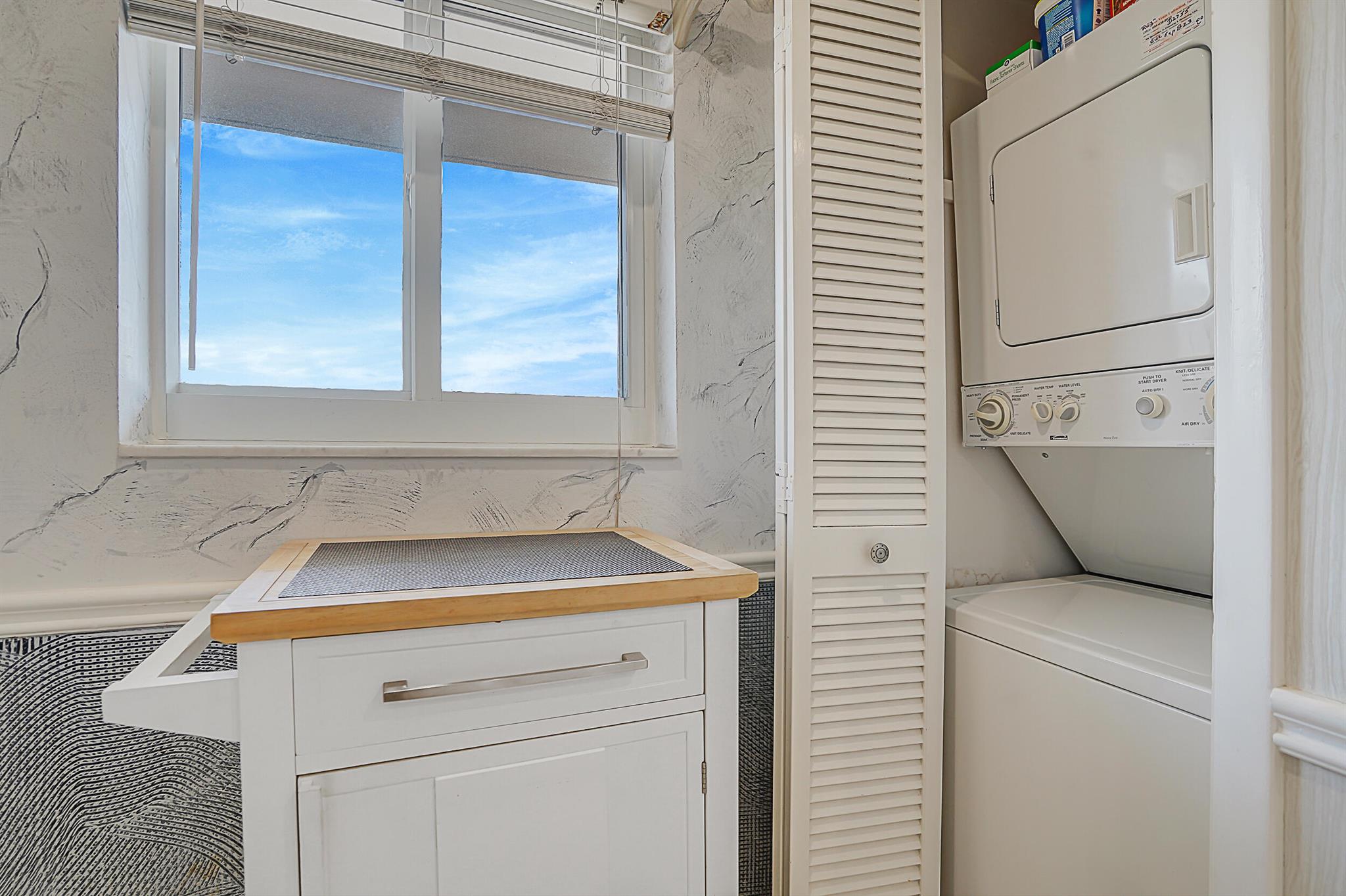 Hillsboro Cove - Residential Lease