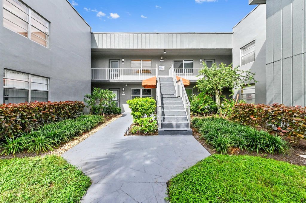 Photo of 878 Normandy S, Delray Beach, FL 33484 (MLS # R11138395)